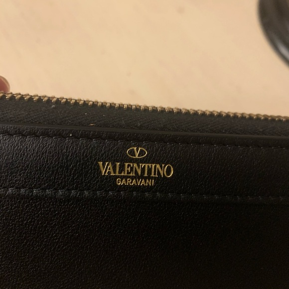 Valentino Garavani wallet - Picture 6 of 16